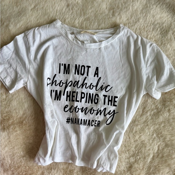 Shopaholic Open back Crop Top in white size Small 💫🛍️ - Picture 2 of 4